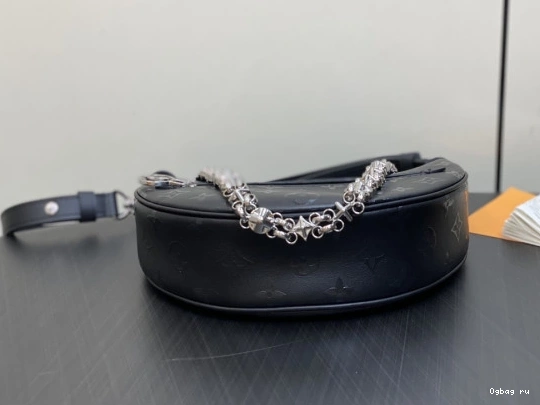 LOOP-23*13*6CM LOUIS VUITTON 0820